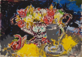 o.T. (Jugendstilvase mit künstlichen Blumen und Bierkrug) (Hassebrauk Ernst)