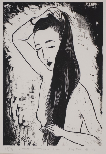 Haare kämmende Frau (Bian-Harbort Jiang)